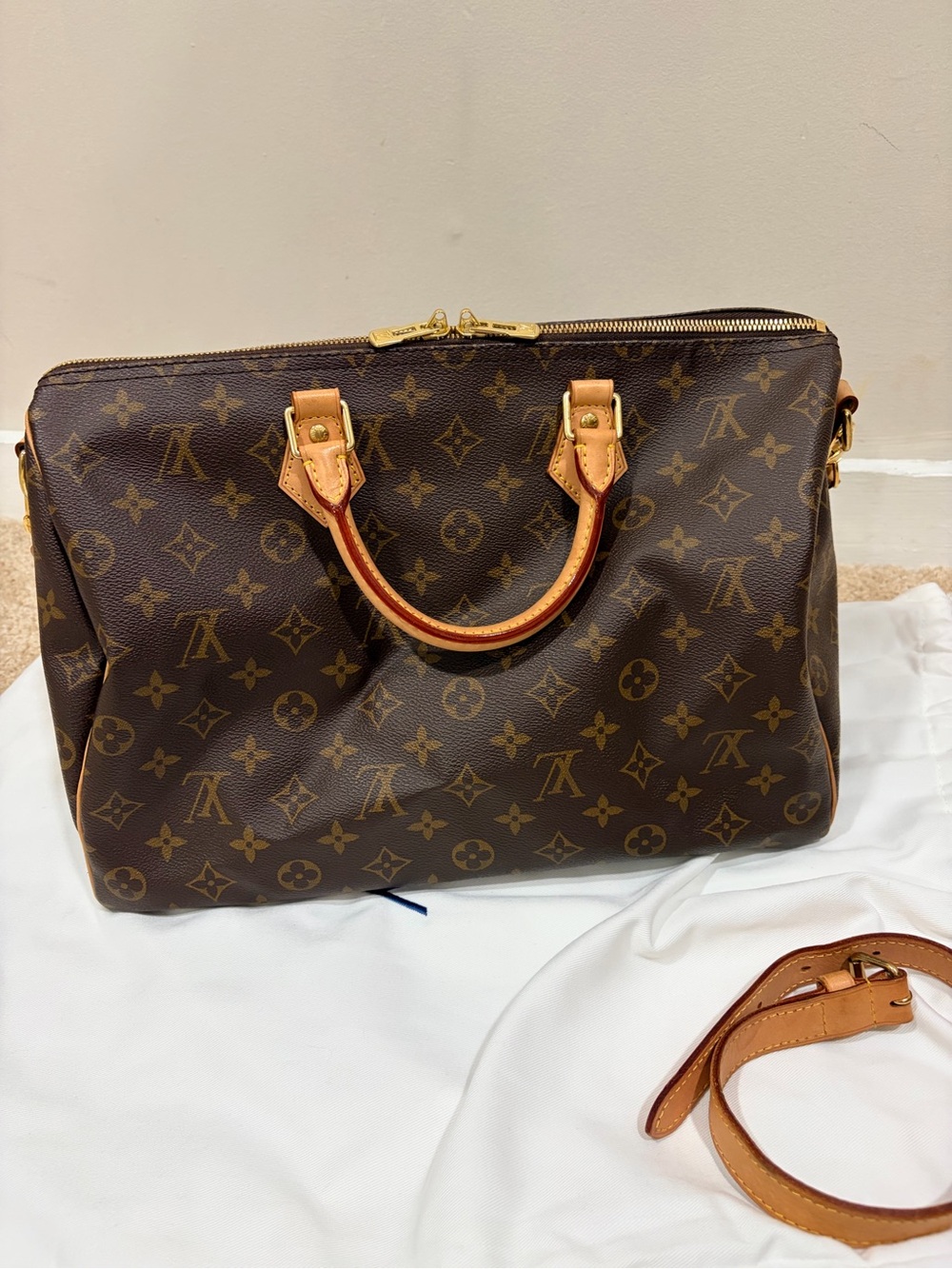 Louis Vuitton Speedy 35 Bandouliere Monogram